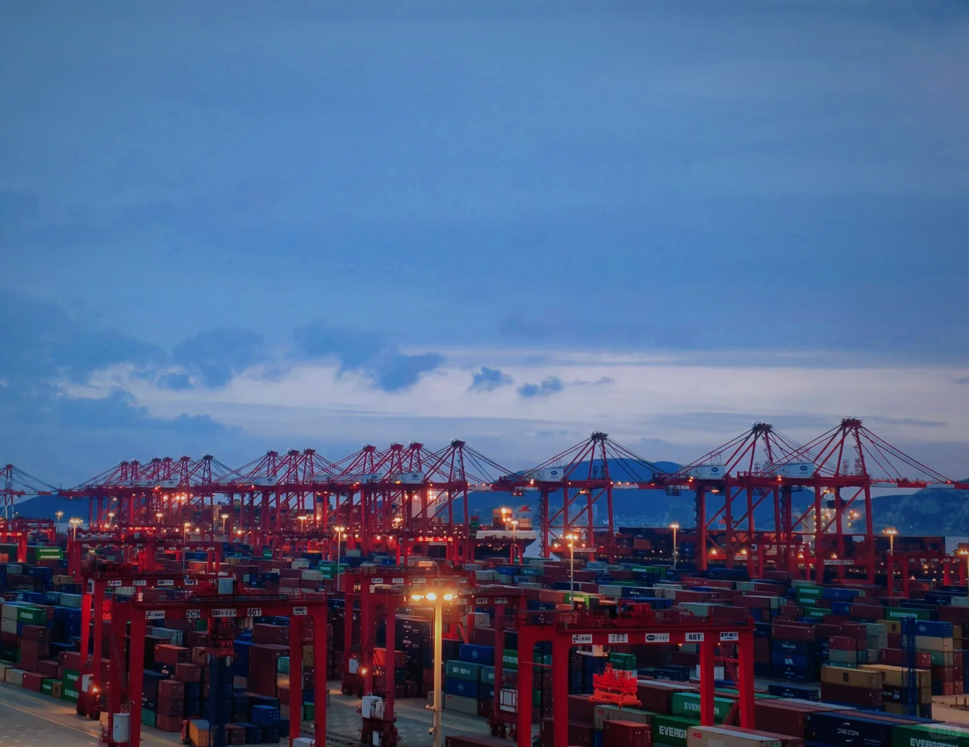 海运订舱：轻松治理内贸集装箱运输的要害一步