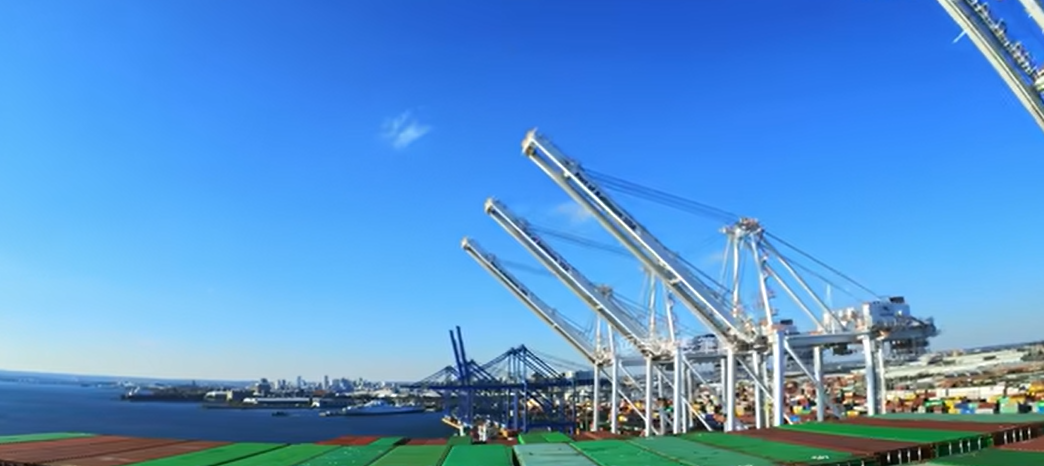 2025新年伊始，，，，，，，集装箱海运市场风云再起迎来“价钱战”